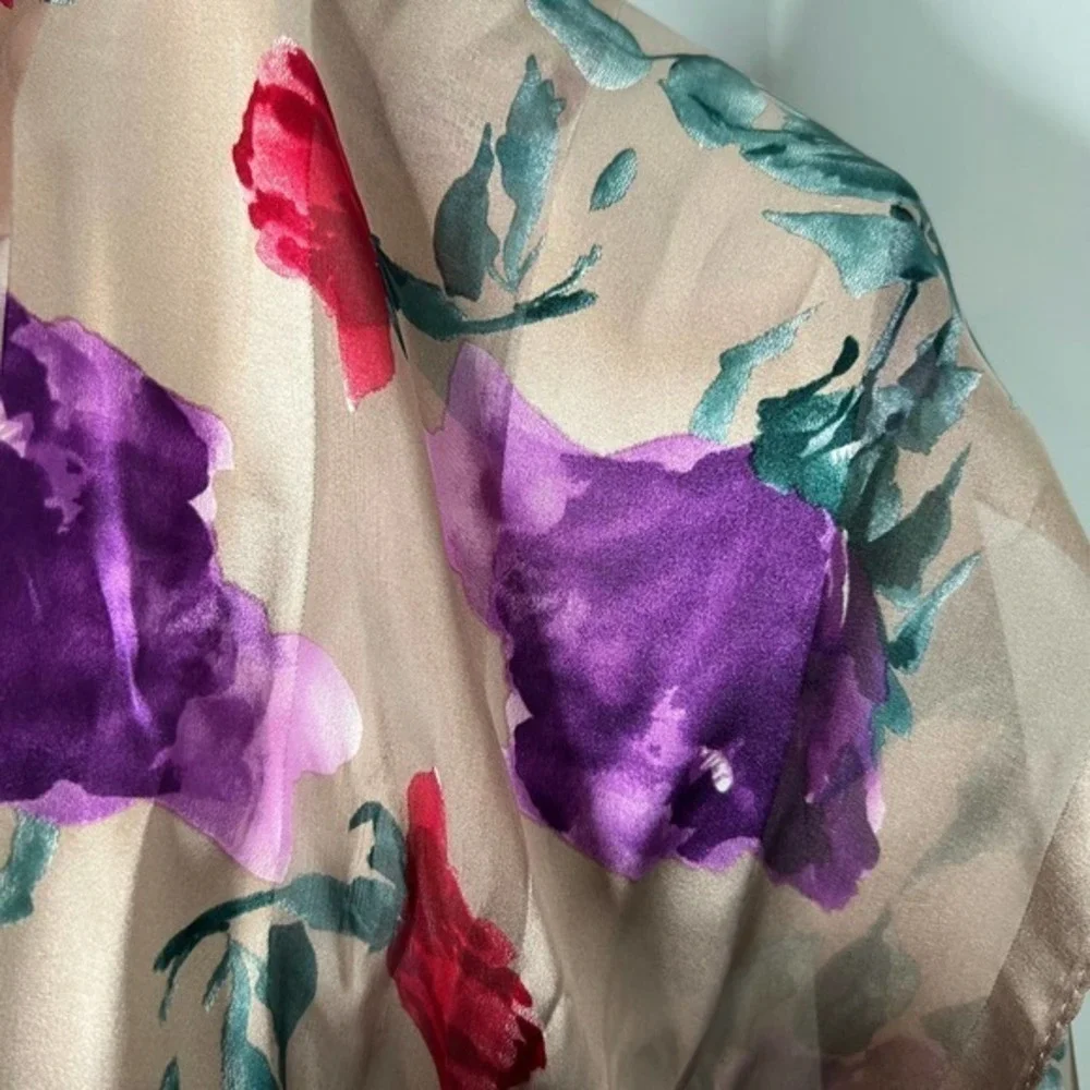 NWT Jacqueline Ferrar vintage 100% silk tan brown floral print scarf accessory
